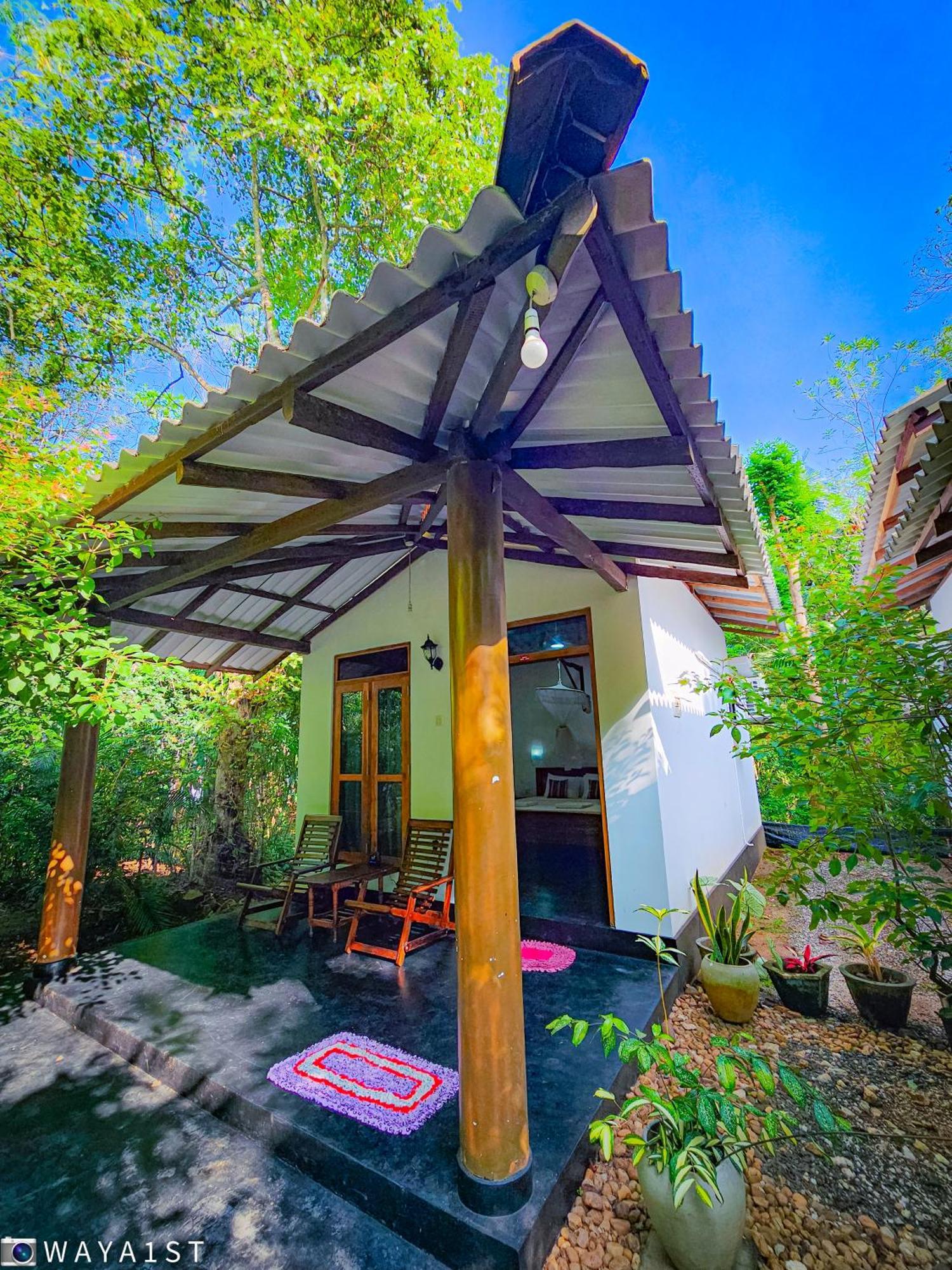 Bright Sun Safari Hotel Udawalawe Bagian luar foto